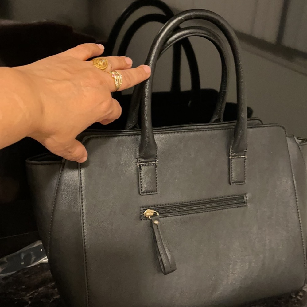 Purse - Picture 2 of 4
